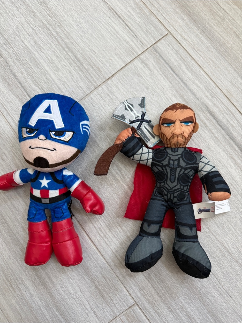 Marvel Plush Duo - Captain America (Blue, Red) & Thor (Gray, Red) small plushies